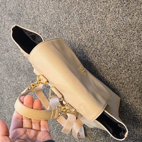 NEW Tommy Hilfiger Beige Designer Tote Bag Backpack - Picture 7 of 11